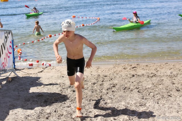 triathlonduinalmerejeugdjunioren160.jpg