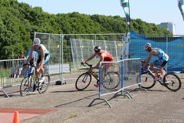 triathlonduinalmerejeugdjunioren239.jpg