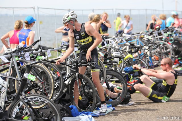 triathlonalmereduineersteentweededivisie175.jpg