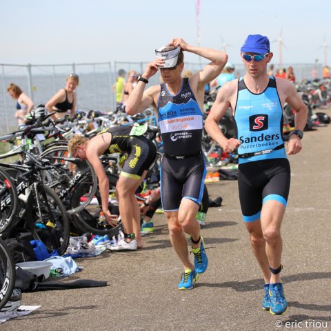 triathlonalmereduineersteentweededivisie176.jpg