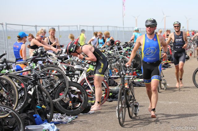 triathlonalmereduineersteentweededivisie180.jpg