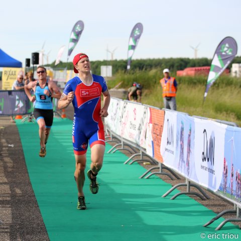 triathlonalmereduineersteentweededivisie335.jpg