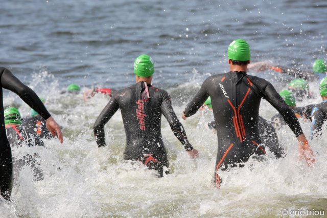 triathlonalmereduineersteentweededivisie95.jpg